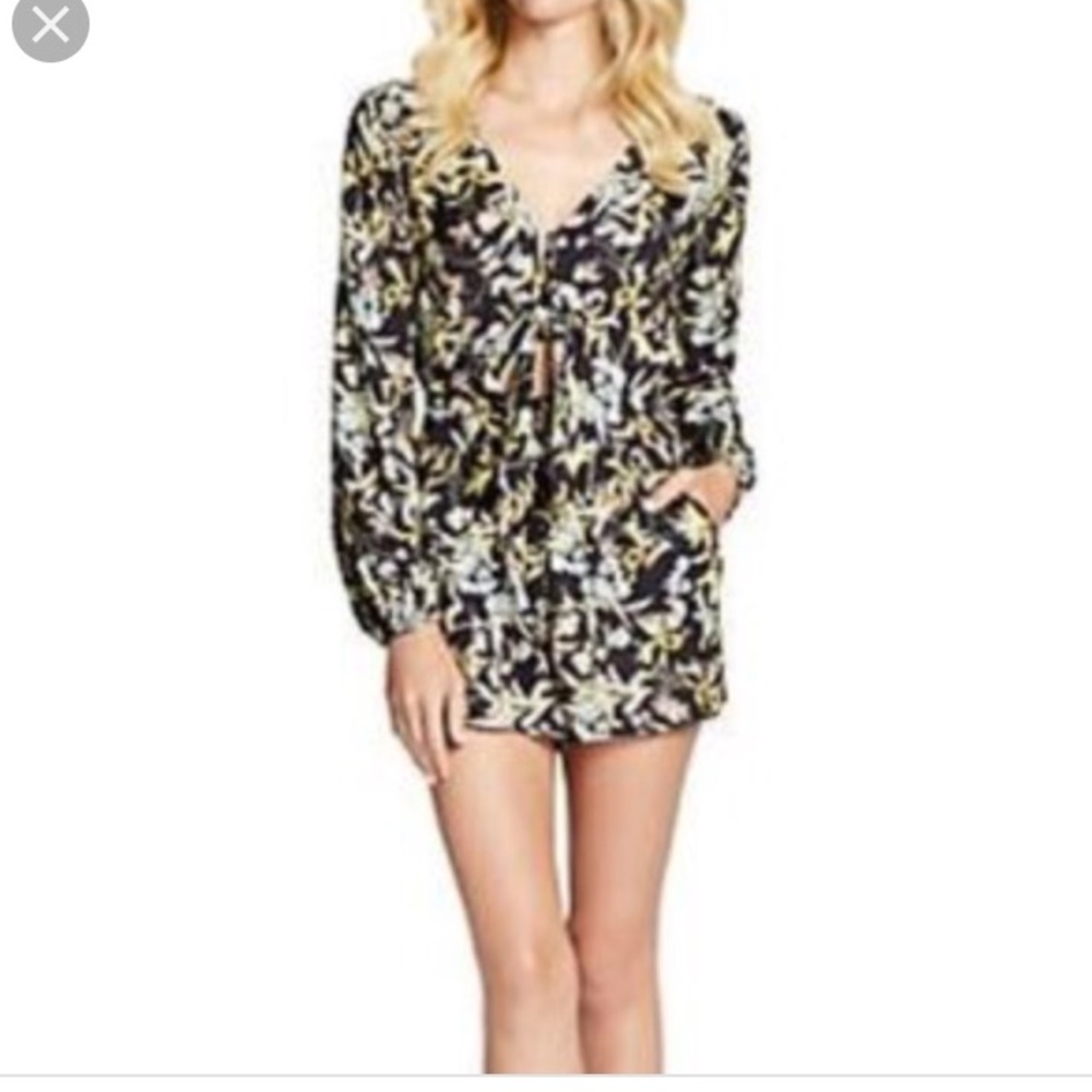 NWT Jessica Simpson L Floral Romper